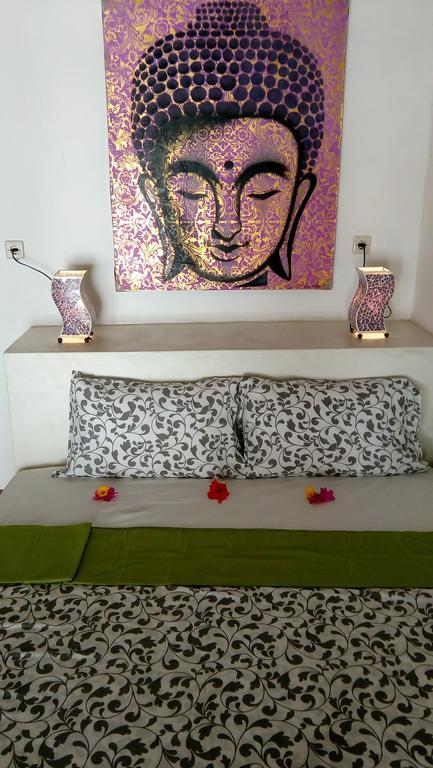 Rumah Cahaya กีลีตราวางัน ภายนอก รูปภาพ