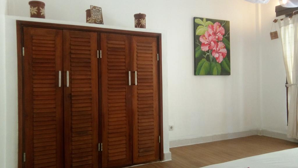 Rumah Cahaya กีลีตราวางัน ภายนอก รูปภาพ