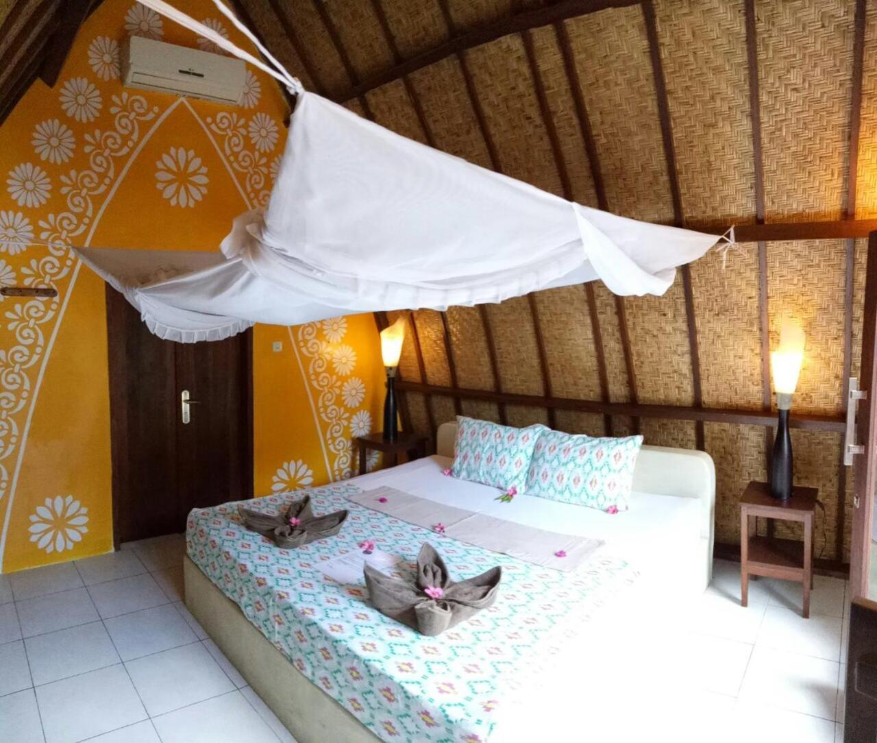 Rumah Cahaya กีลีตราวางัน ภายนอก รูปภาพ